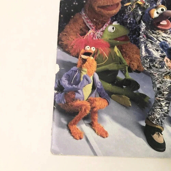 Vtg 1999 Muppets from Space Great Gonzos in the Galaxy Paperback Book - Picture 2 of 16